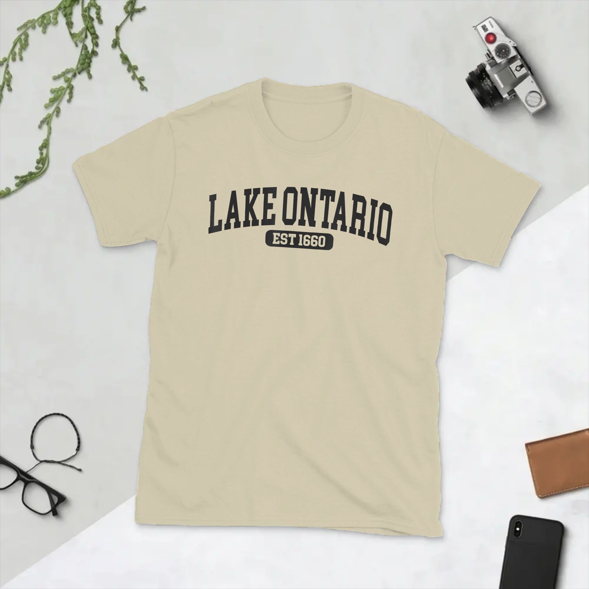 Summer Clothing Quotes - Herenshirt Lake Ontario Est 1660 Grappig